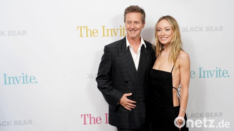 Edward Norton und Olivia Wilde hoffen, das „The Invite“ viele unbequeme Gespräche anregt. (Archivbild) Bild: Ian West/PA Wire/dpa