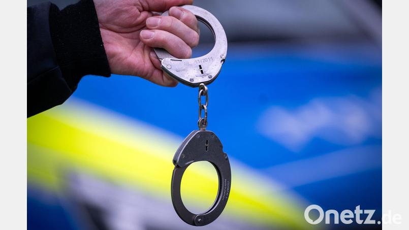 Zwei Männer sitzen nach dem Leichenfund in Untersuchungshaft. (Archivbild) Bild: Soeren Stache/dpa