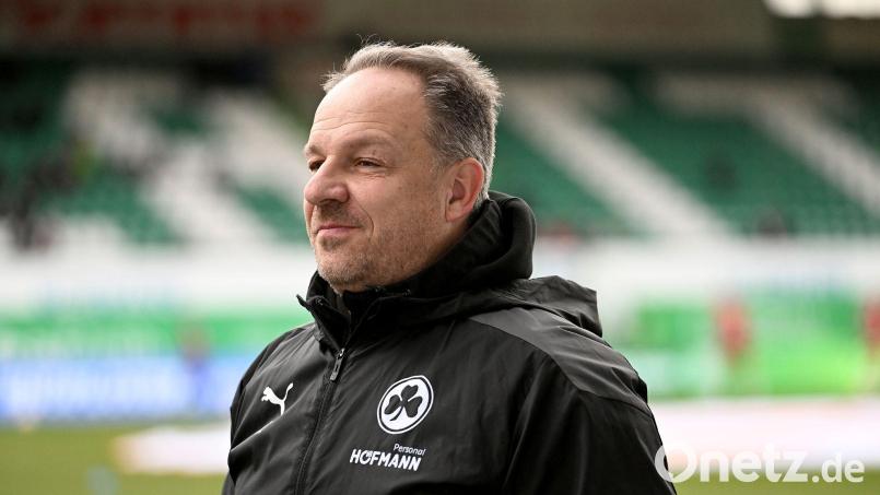Alexander Zorniger ist nicht mehr Trainer in Odense. (Archivbild) Bild: Jens Niering/dpa