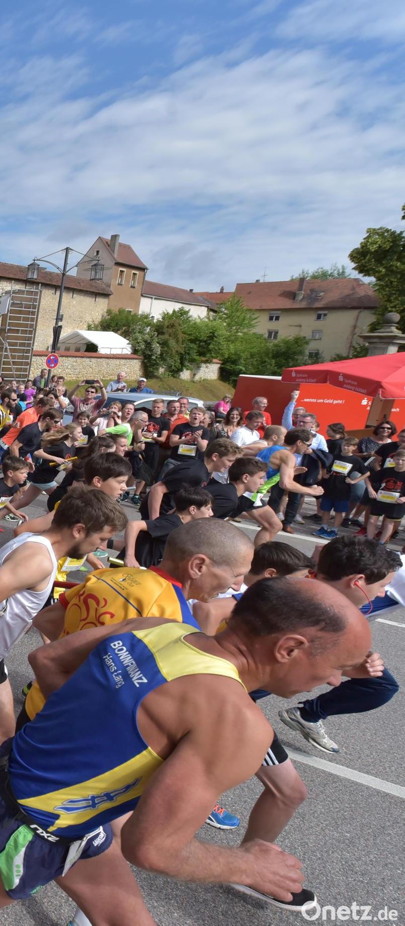 Der im Juni aufgrund der extremen Hitze abgesagte 36. Sparkassen-Stadtlauf findet nun am 6. September statt. Archivbild: Hubert Ziegler