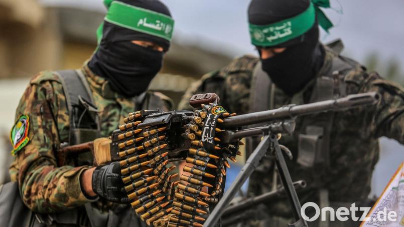 Die Hamas soll bereit sein, ihre Waffen unter die Aufsicht der palästinensischen Übergangsverwaltung sowie der internationalen Vermittler zu stellen. (Archivbild) Bild: Abed Rahim Khatib/dpa