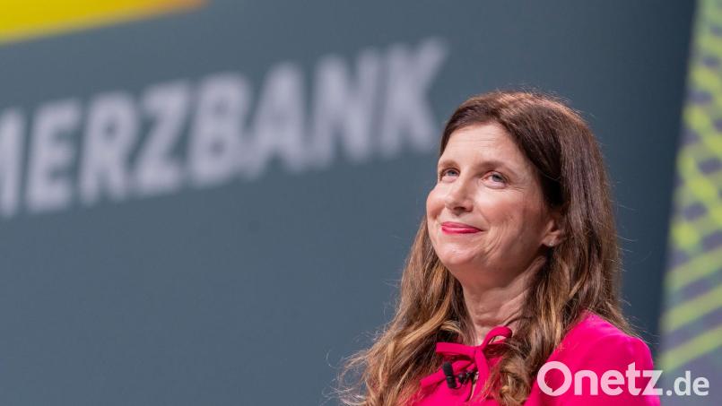 Commerzbank-Chefin Orlopp will die Übernahme gestalten. (Archivbild) Bild: Andreas Arnold/dpa