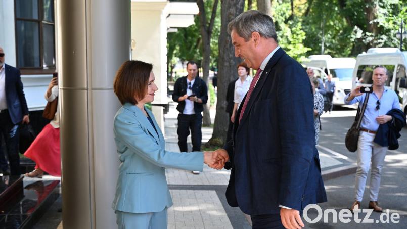 Söder besuchte Moldaus Präsidentin Maia Sandu in der Hauptstadt Chisinau. Bild: Marco Hadem/dpa