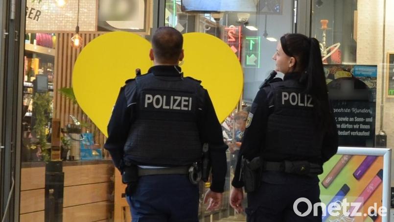 Ein Ladendieb schlug im Regensburger Hauptbahnhof eine Mitarbeiterin, um zu fliehen. Symbolbild: Bundespolizei