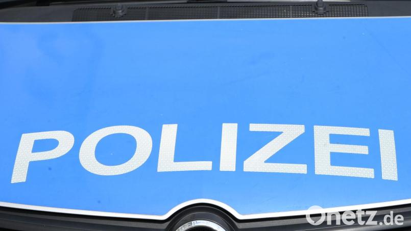 Über Werbung in sozialen Medien geriet ein 57-Jähriger aus dem Landkreis Eichstätt an Anlagebetrüger. (Symbolbild) Bild: Malin Wunderlich/dpa