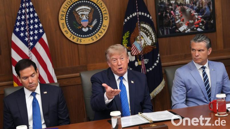 US-Präsident Trump hat nach eigenen Worten nicht mit FIFA-Chef Infantino über die Investorenpläne gesprochen. Bild: Jacquelyn Martin/AP/dpa