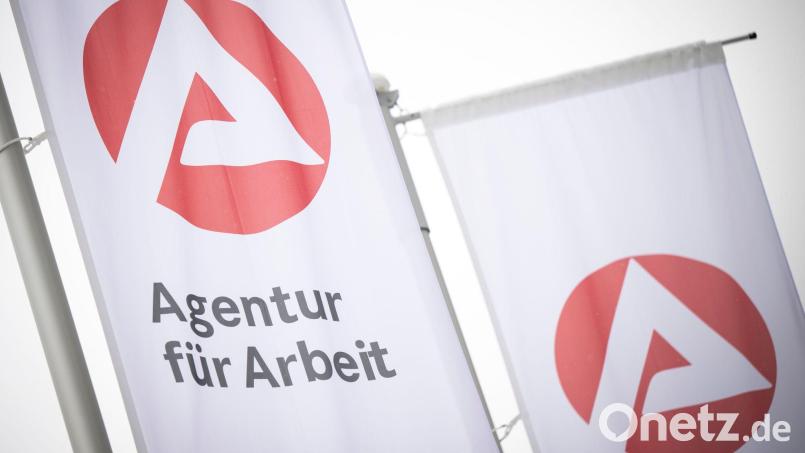 Im Juli wurden im Arbeitsagenturbezirk wieder mehr offene Stellen gemeldet. Bild: Philip Dulian/dpa