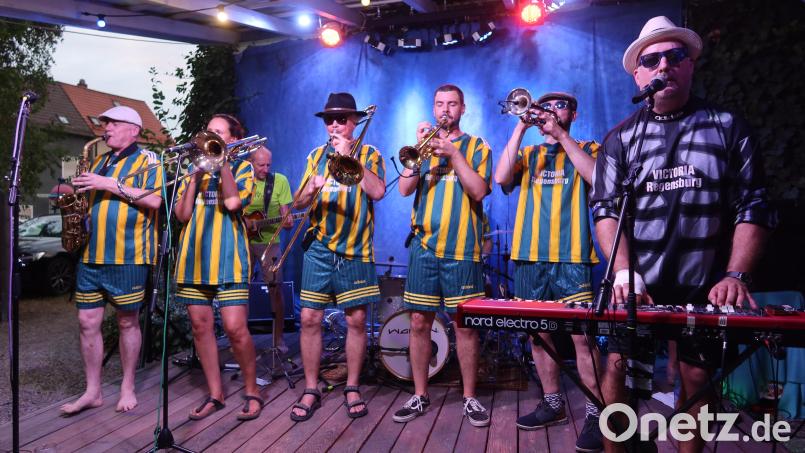 "Skavaria" aus Regensburg begeisterte auf der "Live Stage". Bild: Helmut Kunz
