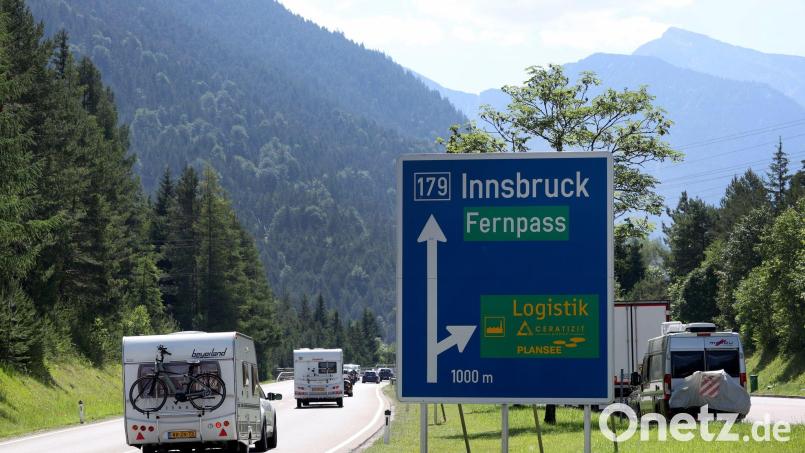 Wegen einer Demonstration wird der Fernpass am Samstag erneut für rund zwei Stunden gesperrt. Bild: Karl-Josef Hildenbrand/dpa