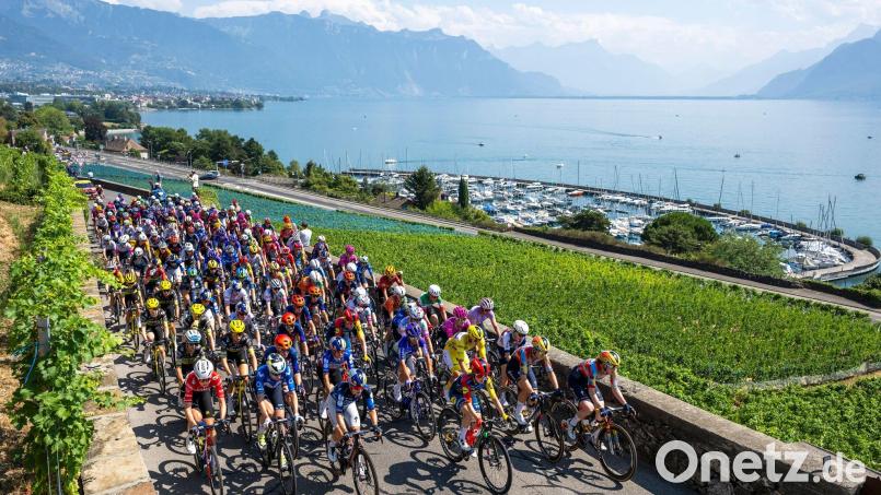 Auf der zweiten Etappe der Frauen-Tour ging es nach Genf. Bild: Jean-Christophe Bott/KEYSTONE/dpa