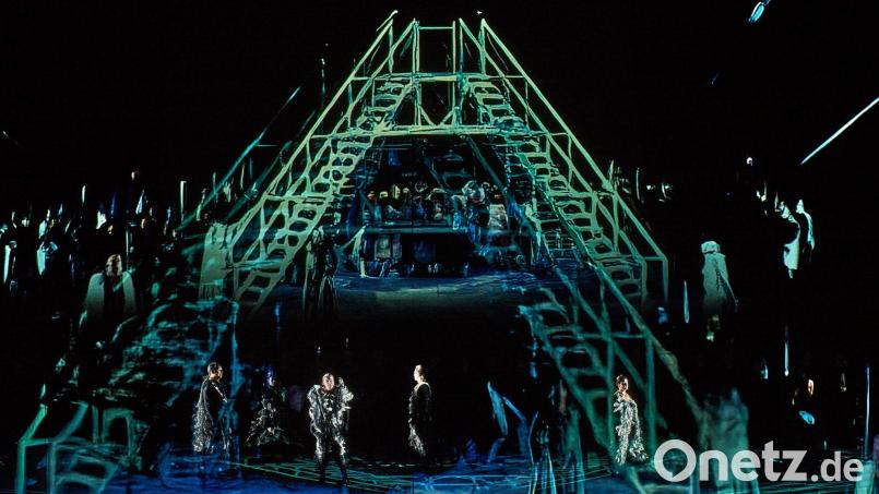 Mit der „Götterdämmerung“ endete die von KI inszenierte Tetralogie „Der Ring des Nibelungen“. (Handout) Bild: Enrico Nawrath/Bayreuther Festspiele/dpa