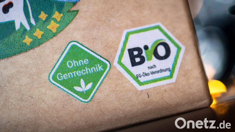 Die Nachfrage nach Bio-Lebensmitteln ist im zweiten Quartal erneut gestiegen. (Archivbild) Bild: Sina Schuldt/dpa