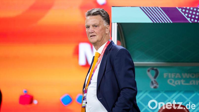 Zum vierten Mal Bondscoach? Louis van Gaal ist offen dafür. (Archivfoto) Bild: Tom Weller/dpa