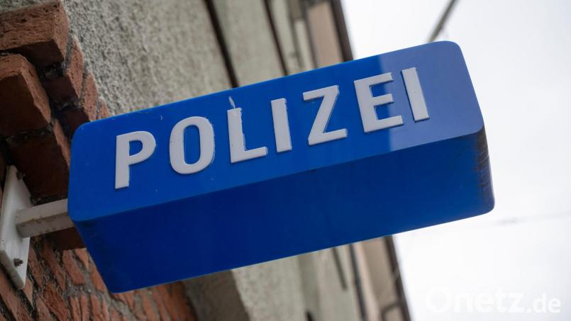 Opfer und mutmaßlicher Täter trafen einander ausgerechnet in einer Polizeiinspektion wieder. (Symbolbild) Bild: Peter Kneffel/dpa