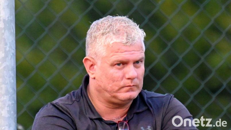 Sportdirektor Rüdiger Hügel hat die Ausbildung am NLZ der SpVgg SV Weiden genau im Blick. Archivbild: Werner Franken
