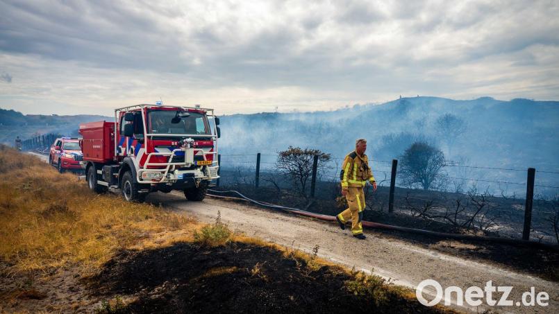 Das Feuer war am Nachmittag ausgebrochen. Bild: Josh Walet/ANP/dpa