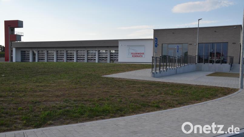 Die Stadt investierte 15,5 Millionen Euro ist das neue Feuerwehrgerätehaus Kemnath Bild: Arnold Koch