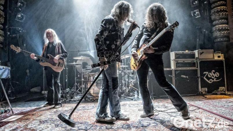 Physical Graffiti zollt Led Zeppelin Tribut in Burglengenfeld. Bild: Rob Sneltjes