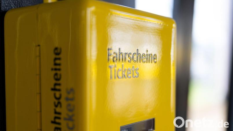 Die App „FreiFahren“ warnt vor Kontrollen im Berliner Nahverkehr. (Symbolbild) Bild: Christophe Gateau/dpa