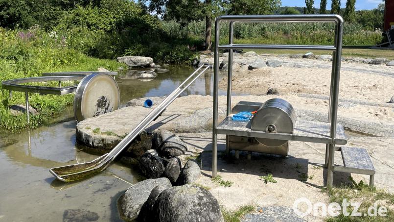 Der Kleinkinderbereich des Amberger Piratenspielplatzes war vorübergehend gesperrt: Verunreinigungen im Wasser waren der Grund dafür. Inzwischen ist er wieder freigegeben. Bild: Susanne Schwab