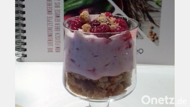 Ein schnelles und leckeres Dessert: Petra Fischers Himbeer-Quark-Nachspeise. Bild: Petra Fischer