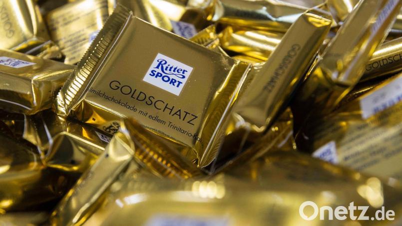 Ritter Sport Mini-Tafeln der Sorte „Goldschatz“ des Herstellers Ritter Sport. Foto: Daniel Maurer/dpa Bild: Daniel Maurer