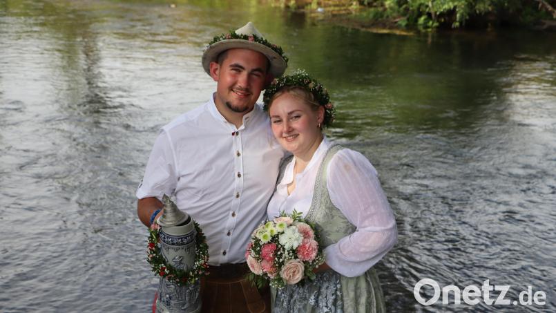Frias Beer und Antonia Greiner sind das neue Riedener Oberkirwapaar. Bild: Michael Rabenhofer