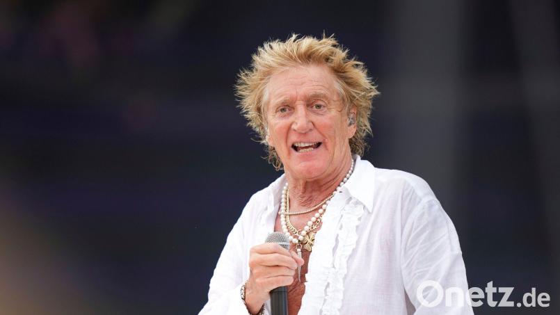 „Mir geht es schon viel besser“, teilte Rod Stewart mit. (Archivbild) Bild: Scott A Garfitt/Invision/AP/dpa