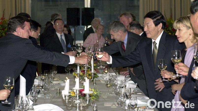 Unter Ex-Ministerpräsident Zhu Rongji läutete China seinen wirtschaftlichen Aufstieg ein. (Archivbild) Bild: picture-alliance / dpa