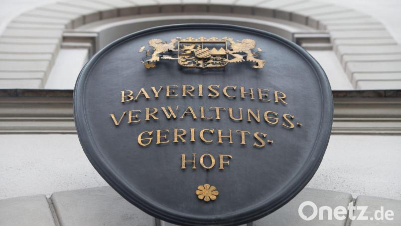 Der Bayerische Verwaltungsgerichtshof befasst sich mit Ladenschlusszeiten an Sonn- und Feiertagen. (Symbolbild) Bild: Peter Kneffel/dpa