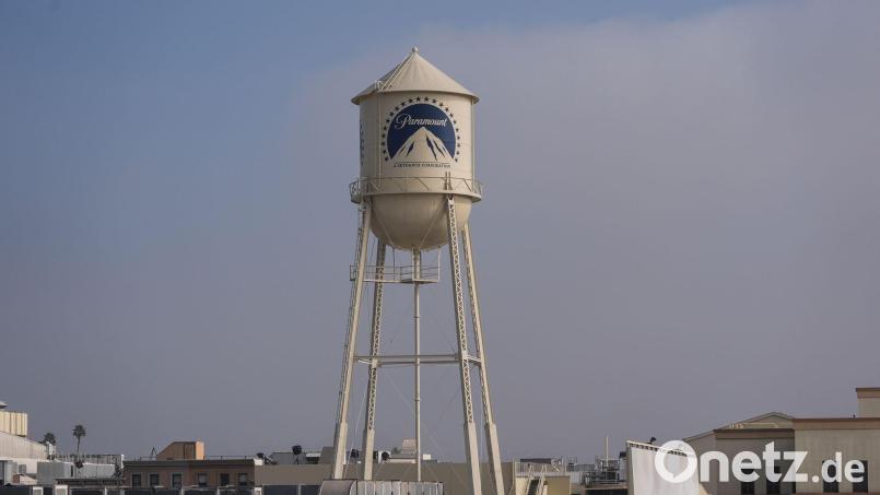 Das Hollywood-Urgestein Paramount könnte laut Medienberichten Kalifornien verlassen. (Archivbild) Bild: Jae C. Hong/AP/dpa
