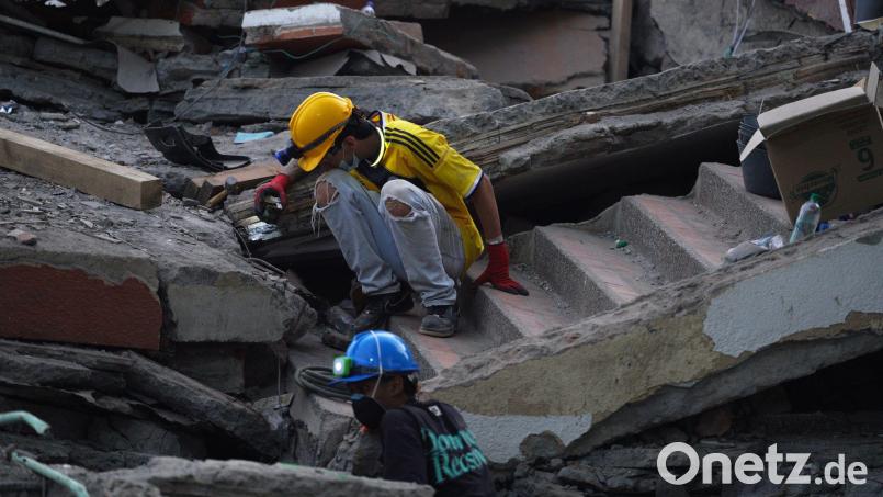 Das Erdbeben der Stärke 7,4 verursachte Schäden in mehreren Städten. Bild: Ivan Valencia/AP/dpa