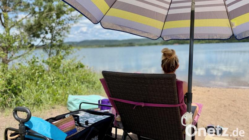 Die ersten Besucher genossen bereits die warmen Tage im Mai am Freizeitsee in Dießfurt. Das Wasser hatte da schon 21,7 Grad Celsius. Bild: Gabi Schönberger