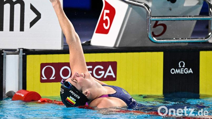 Angelina Köhler gewann Silber über 100 Meter Schmetterling. Bild: Julien De Rosa/AFP/dpa