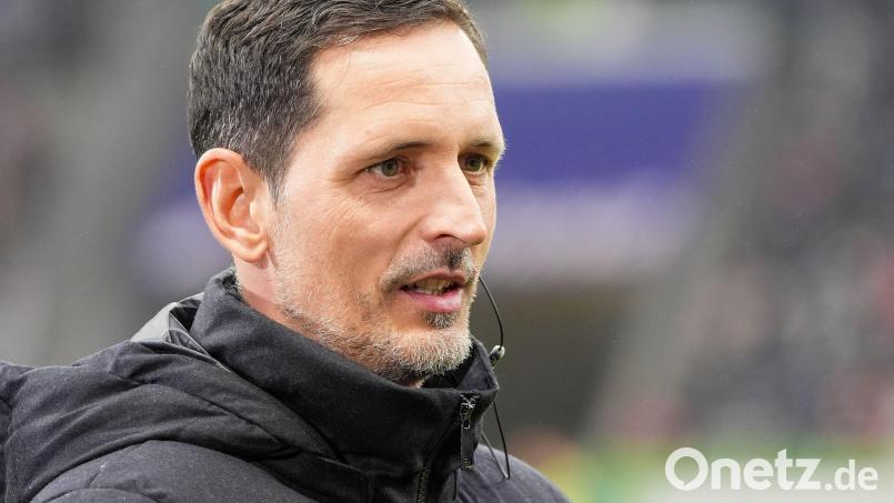 Hat mit seinem neuen Club RC Lens gleich einen Titel gefeiert: Dino Toppmöller. (Archivbild) Bild: Marc Schüler/dpa