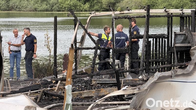 Die Ermittlungen nach dem Brand am Rußweiher-Campingplatz dauern an. Ein Mann kam bei dem Feuer Anfang Juli ums Leben. Die Identität des Toten ist noch nicht abschließend geklärt. Archivbild: Gabi Schönberger