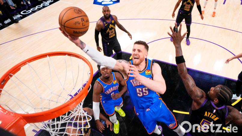 Isaiah Hartenstein muss sein Comeback im Nationalteam verschieben. (Archivfoto) Bild: Mark J. Terrill/AP/dpa