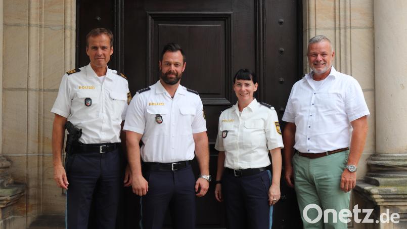 Robert Fuchs, Martin Schmidmeier, Gabriele Wittl und Personalrat Christian Kiener (von links nach rechts). Bild: Polizeihauptkommissar Schröder/Polizeiinspektion Nabburg