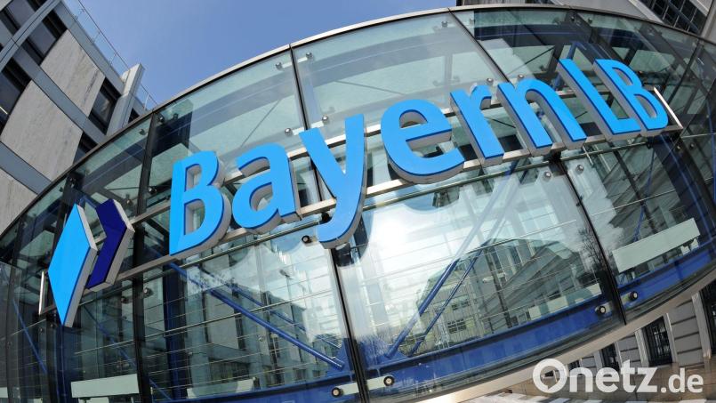 Die BayernLB hat im ersten Halbjahr mehr Gewinn gemacht. (Archivbild) Bild: Andreas Gebert/dpa