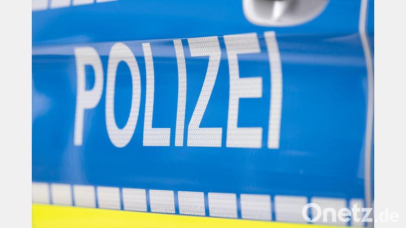 Ein 77-Jähriger ist bei einem mutmaßlichen Badeunfall in der Donau bei Sinzing im Landkreis Regensburg ums Leben gekommen. (Symbolbild) Bild: Boris Roessler/dpa