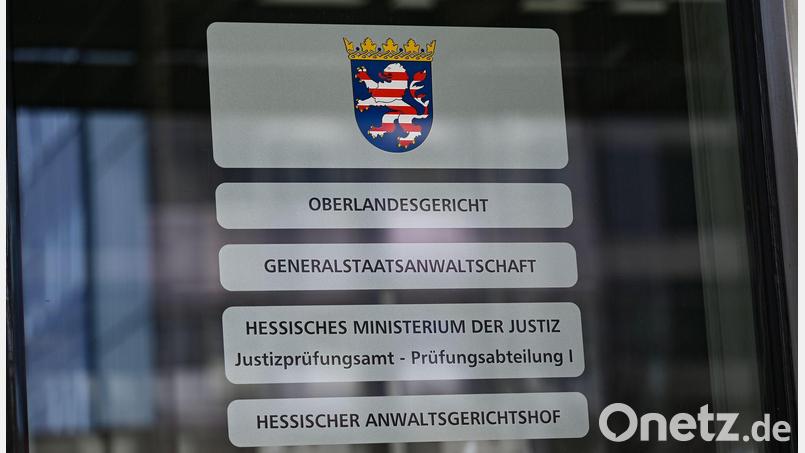 Schwere Steuerhinterziehung zulasten der Staatskasse: Seit Jahren arbeitet die Justiz den Cum-Ex-Skandal auf. (Symbolbild) Bild: Arne Dedert/dpa