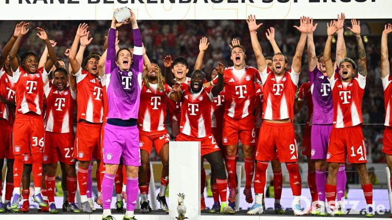 Starten die Bayern wie im vergangenen Jahr nach dem Supercup-Gewinn gegen den VfB Stuttgart wieder mit einem Titel in die Saison. (Archivbild) Bild: Tom Weller/dpa