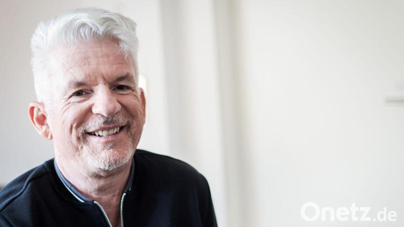 Heinz Strunk hatte vor zehn Jahren mit seinem Buch „Der goldene Handschuh“ für Aufsehen gesorgt. (Archivbild) Bild: Christian Charisius/dpa