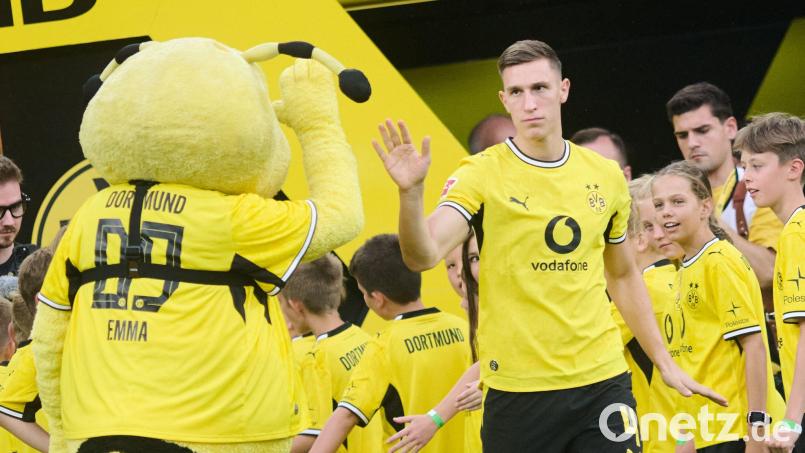 Nico Schlotterbeck fehlt dem BVB seit der Fußball-WM verletzungsbedingt. (Archivbild) Bild: Bernd Thissen/dpa