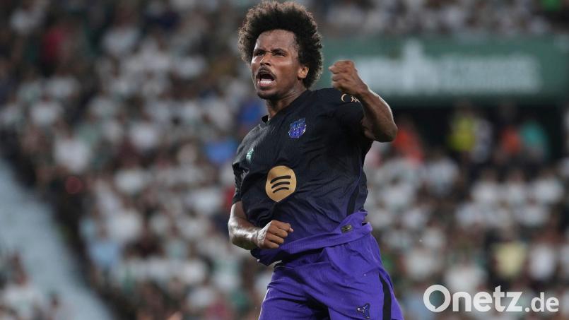 Karim Adeyemi erzielte bei seinem Pflichtspiel-Debüt für den FC Barcelona gleich seinen ersten Treffer. Bild: Alberto Saiz/AP/dpa