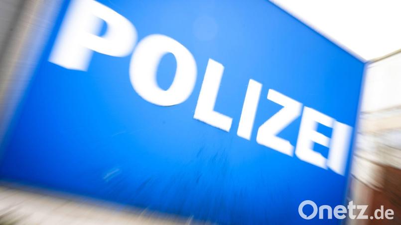 Die Polizei sucht nach Zeugen. (Symbolbild) Bild: Philip Dulian/dpa