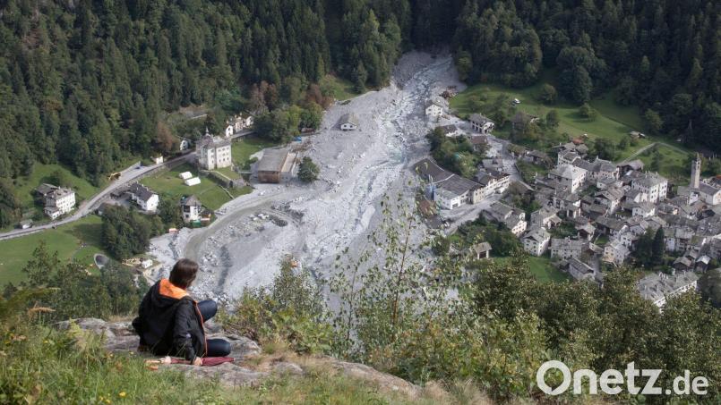 Die Wanderwege hätten gesperrt werden müssen, heißt es in einem neuen Gutachten. (Archivbild) Bild: Aladin Klieber/dpa