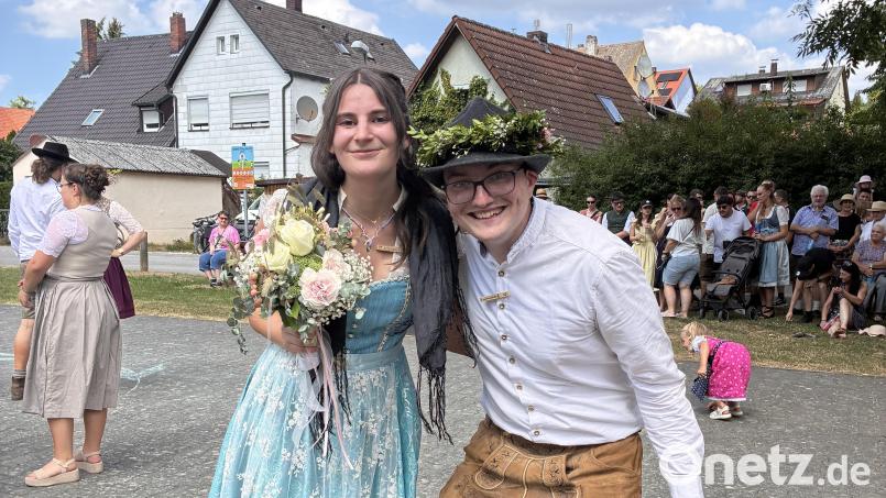 Laura Meier und Marcel Graf sind das Oberkirwapaar 2026 in Lengenfeld. Bild: Florian Schlegel