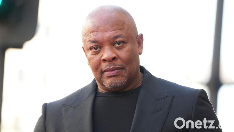 Rapper Dr. Dre produzierte er erfolgreiche Kollegen wie Tupac Shakur, Snoop Dogg, Eminem, Kendrick Lamar und 50 Cent. (Archivbild) Bild: Jordan Strauss/Invision/AP/dpa