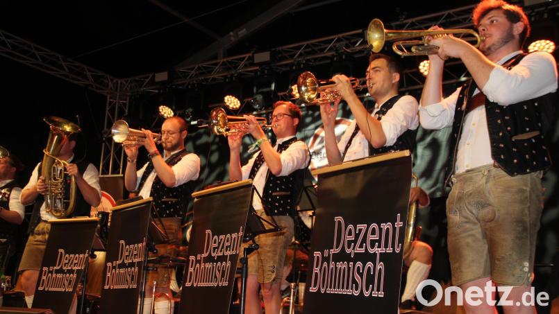 Geballte Blasmusik von "Dezent Böhmisch" war zu hören. Bild: Konrad Rosner